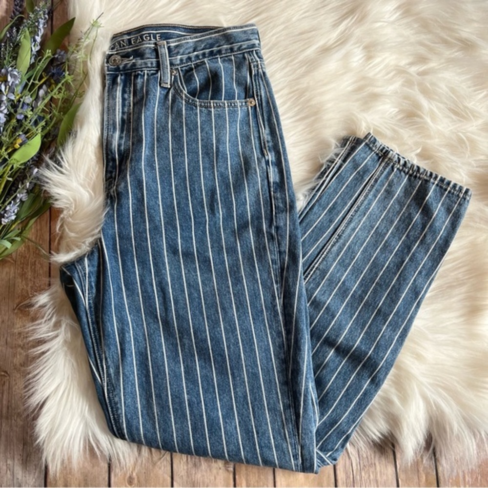 American Eagle | pinstripe mom jeans